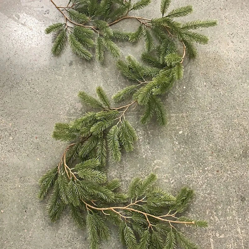 Artificial Green Plants 2023 New Year Christmas Garland Wreaths Home Party Decoration Pine Tree Rattan Hanging Ornament for Kids